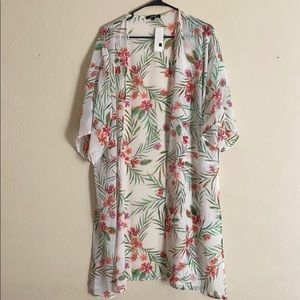 Never been worn floral kimono